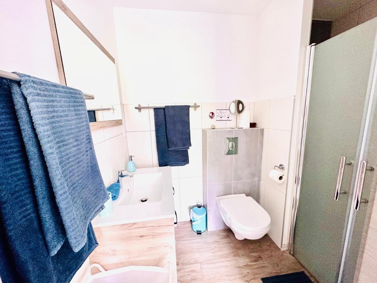 Janea Big Blue House Apartment Reichsfeld Exterior photo