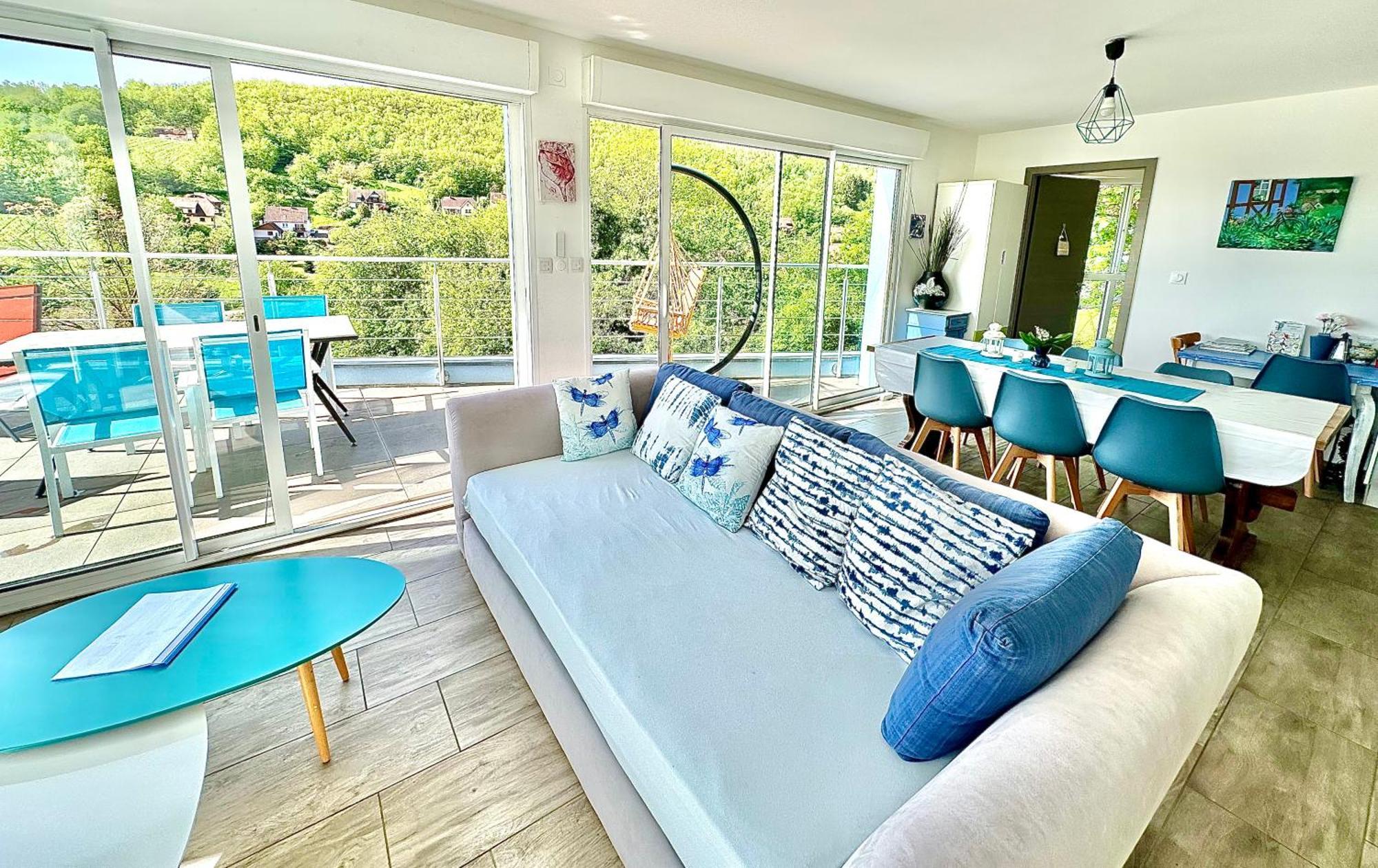 Janea Big Blue House Apartment Reichsfeld Exterior photo